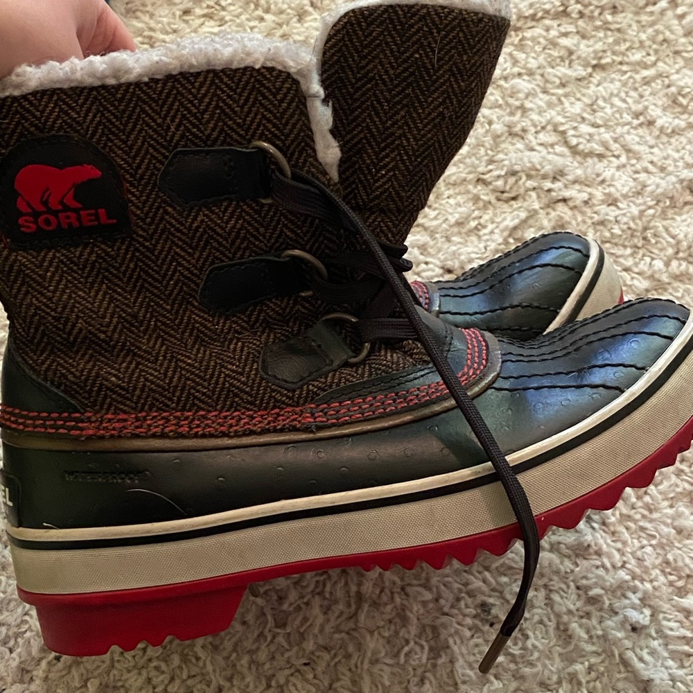 Sorel winter waterproof boots - Picture 4 of 6